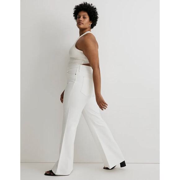 NEW Madewell Rigid High Rise Baggy Flare Jeans in Tile White - Picture 6 of 13